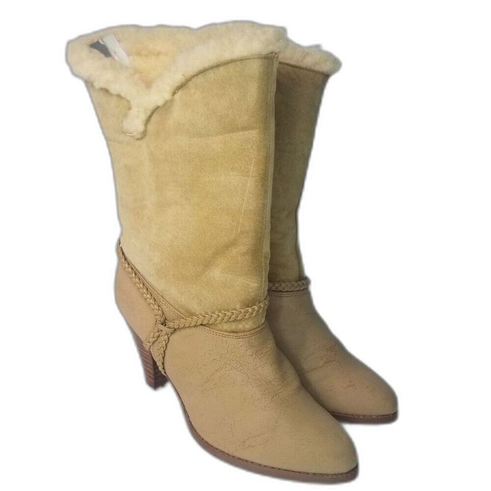1970s Kookie Sherpa Lined Beige Suede Vegan Faux Leather Heeled Boots Size 6.5